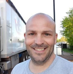 Meet your Posher, Brad